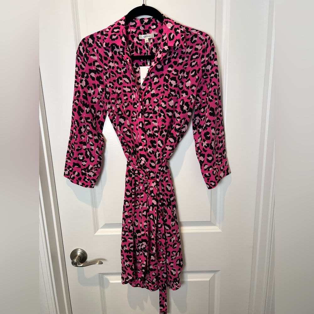 Tyler Boe-Pink leopard print dress. NWT